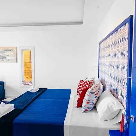 Couette-café Maison Serena 4*