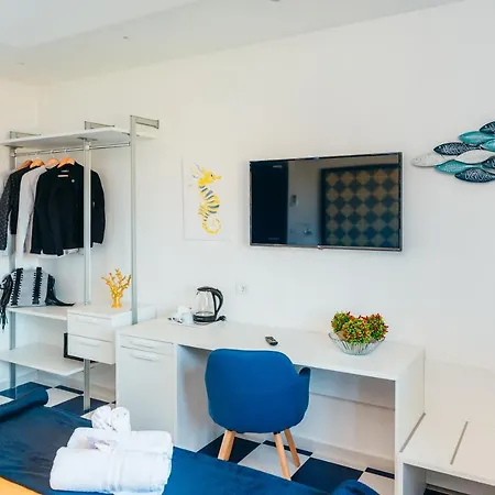 Couette-café Maison Serena 4*