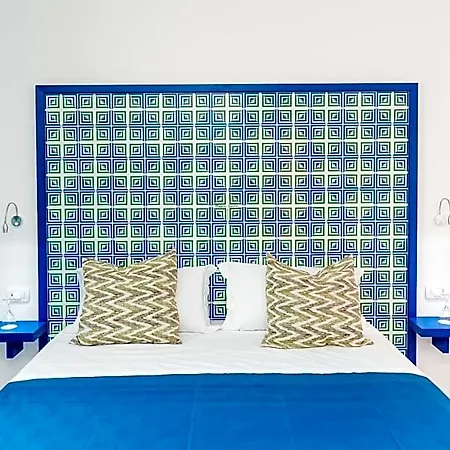 Bed & Breakfast Maison Serena 4*