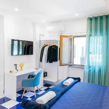 Alojamento de Acomodação e Pequeno-almoço Maison Serena Sorrento